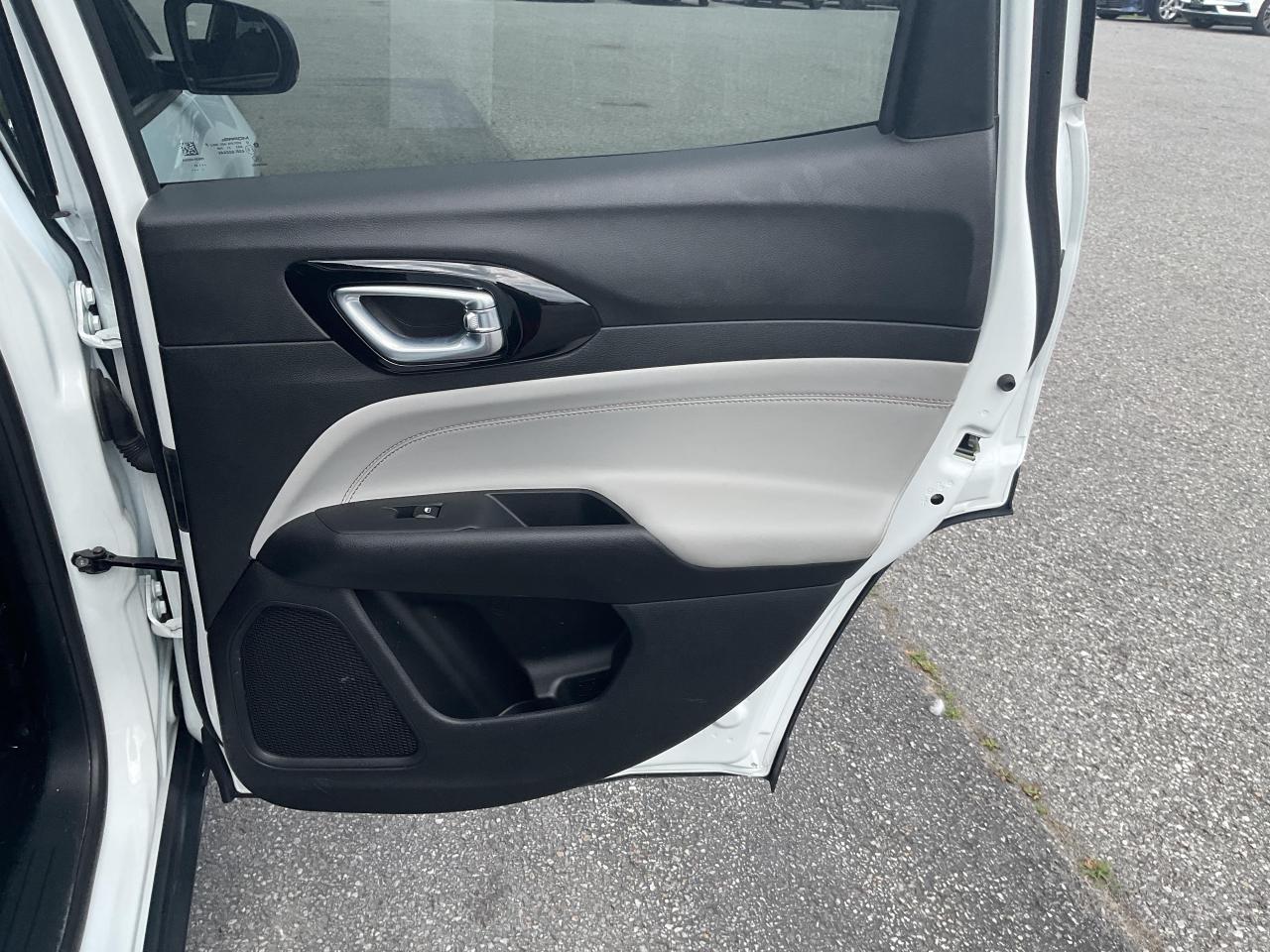 2023 Jeep Compass Limited 4dr 4x4 Photo