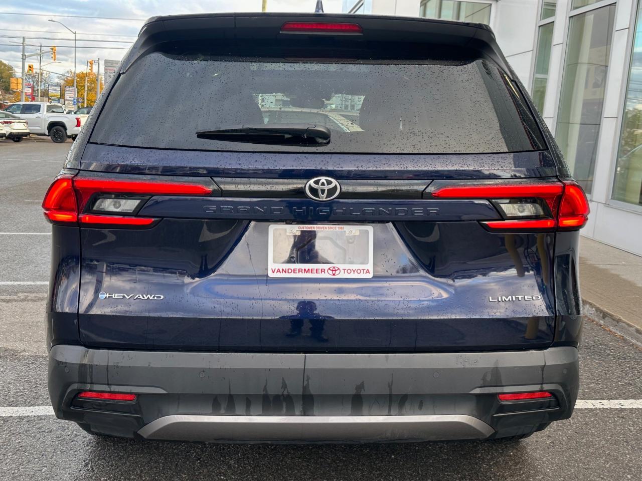 2024 Toyota Grand Highlander Hybrid Limited 4dr All-Wheel Drive Photo