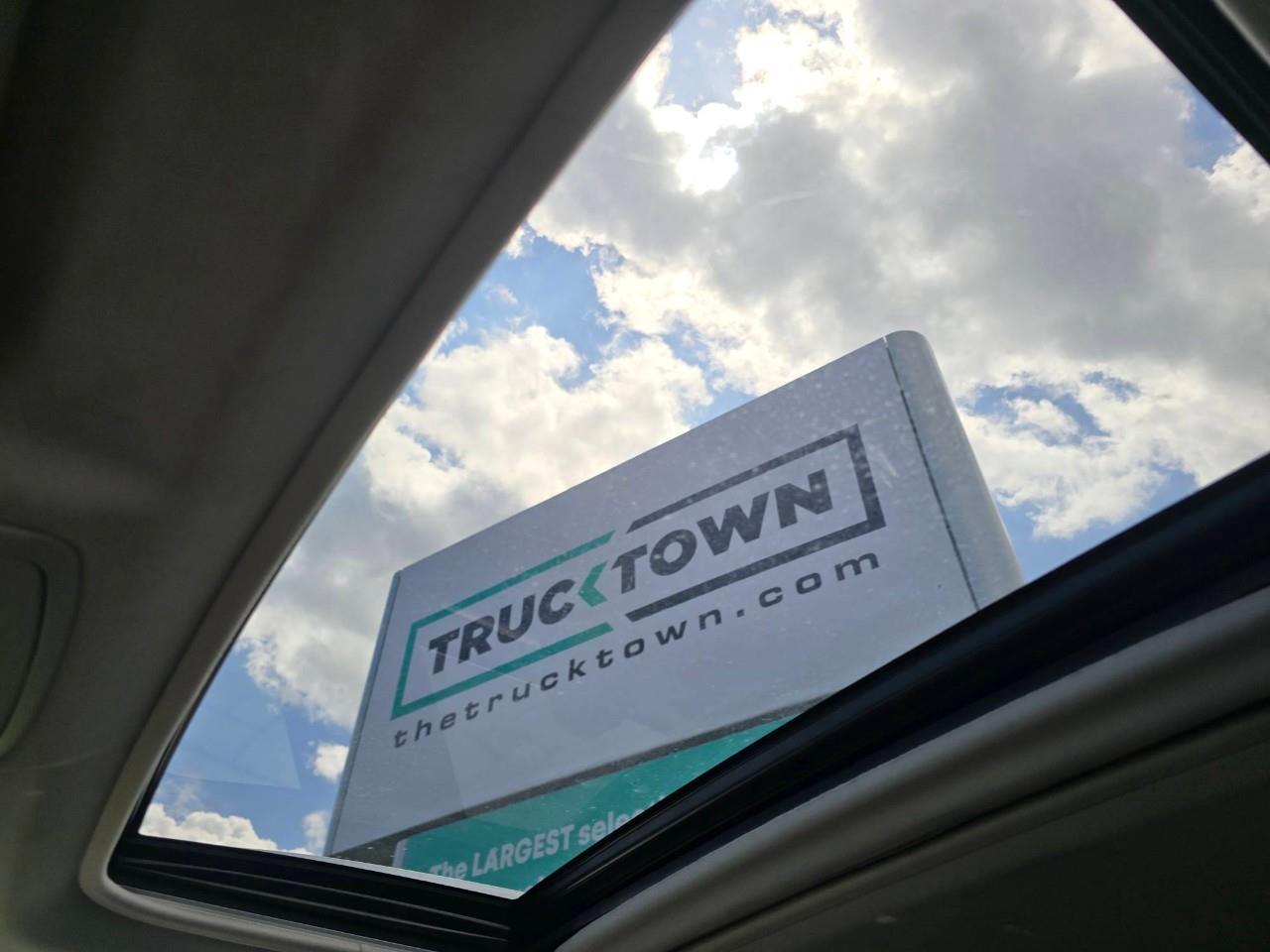 2017 Toyota RAV4 Hybrid Limited 4dr All-Wheel Drive Photo