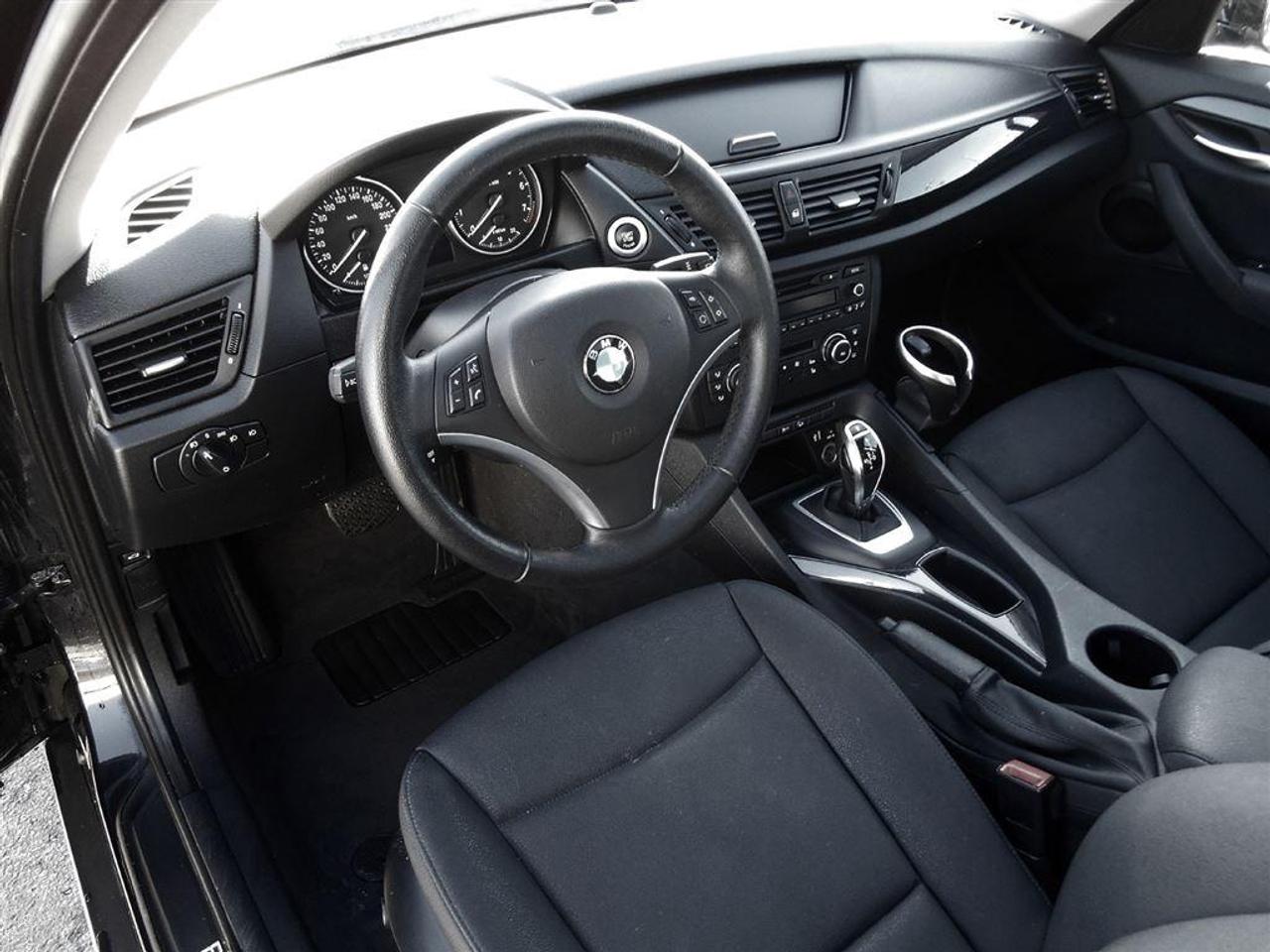 2012 BMW X1  Photo