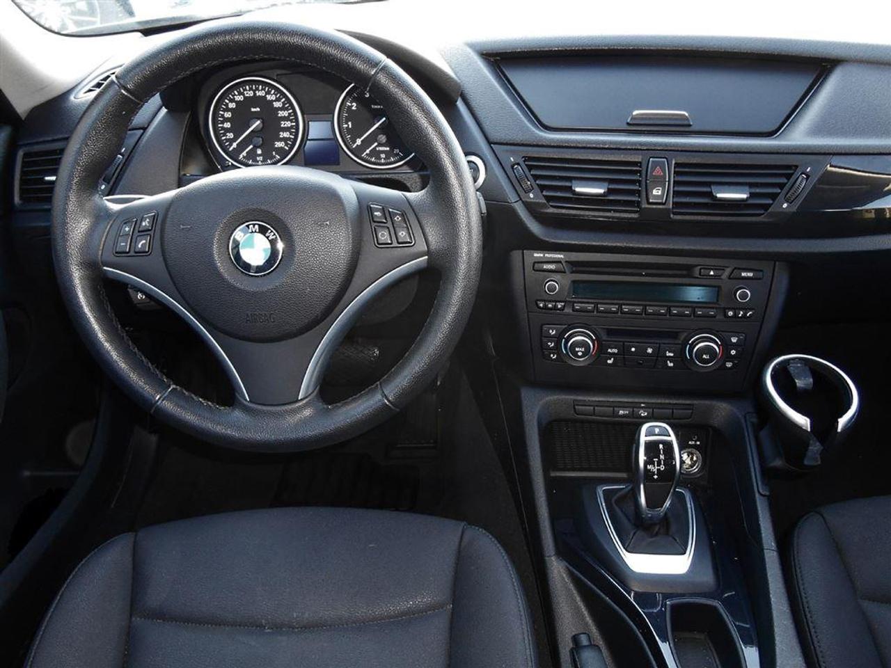 2012 BMW X1  Photo