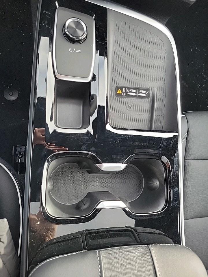 2025 Buick Enclave Preferred 4dr All-Wheel Drive Photo