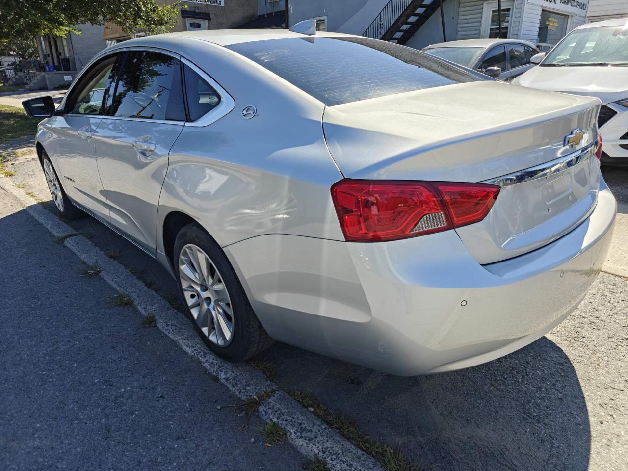 2016 Chevrolet Impala LS 1LS 4dr Sedan Photo4