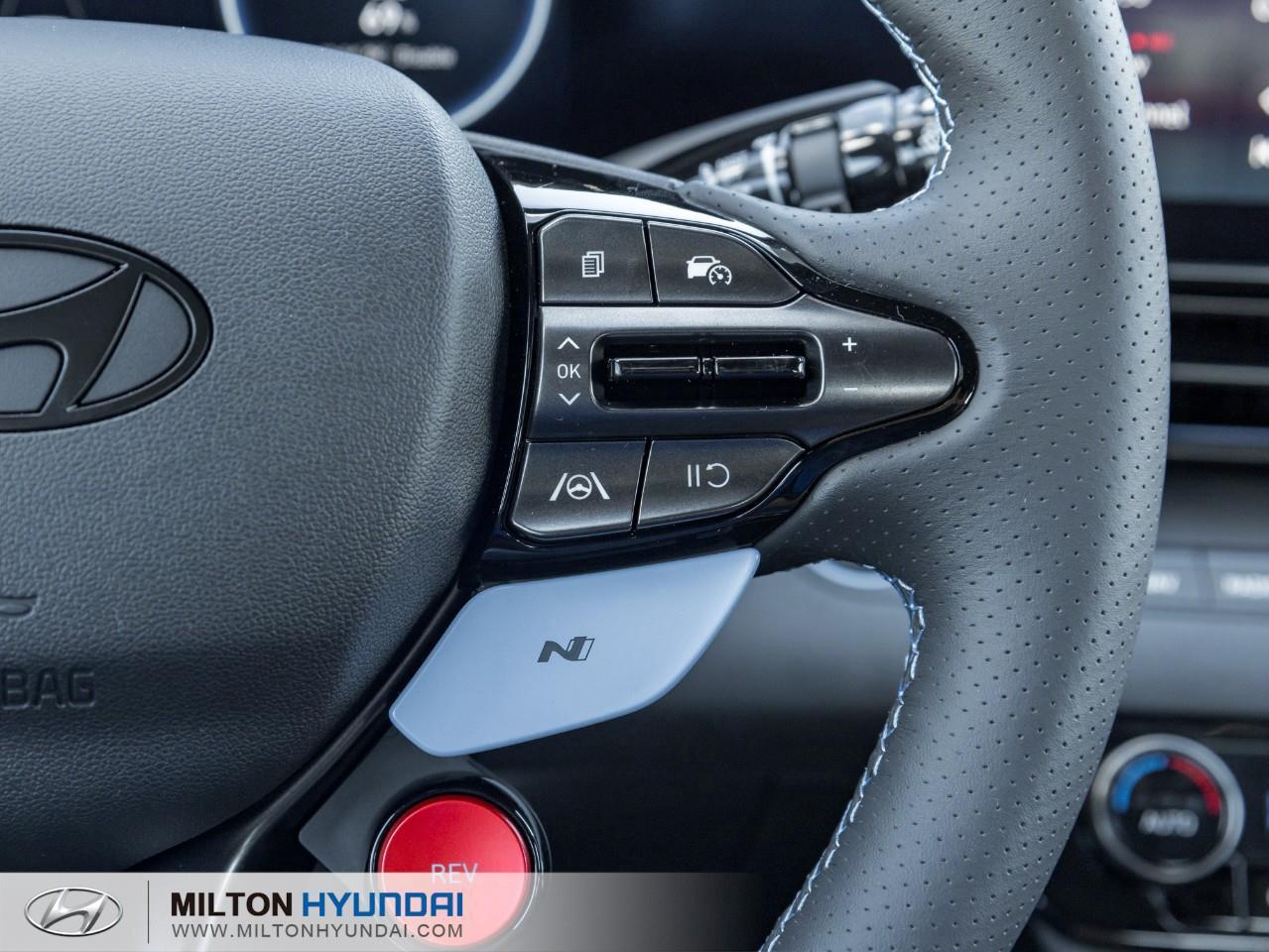 2025 Hyundai Elantra N Base 4dr Sedan Photo