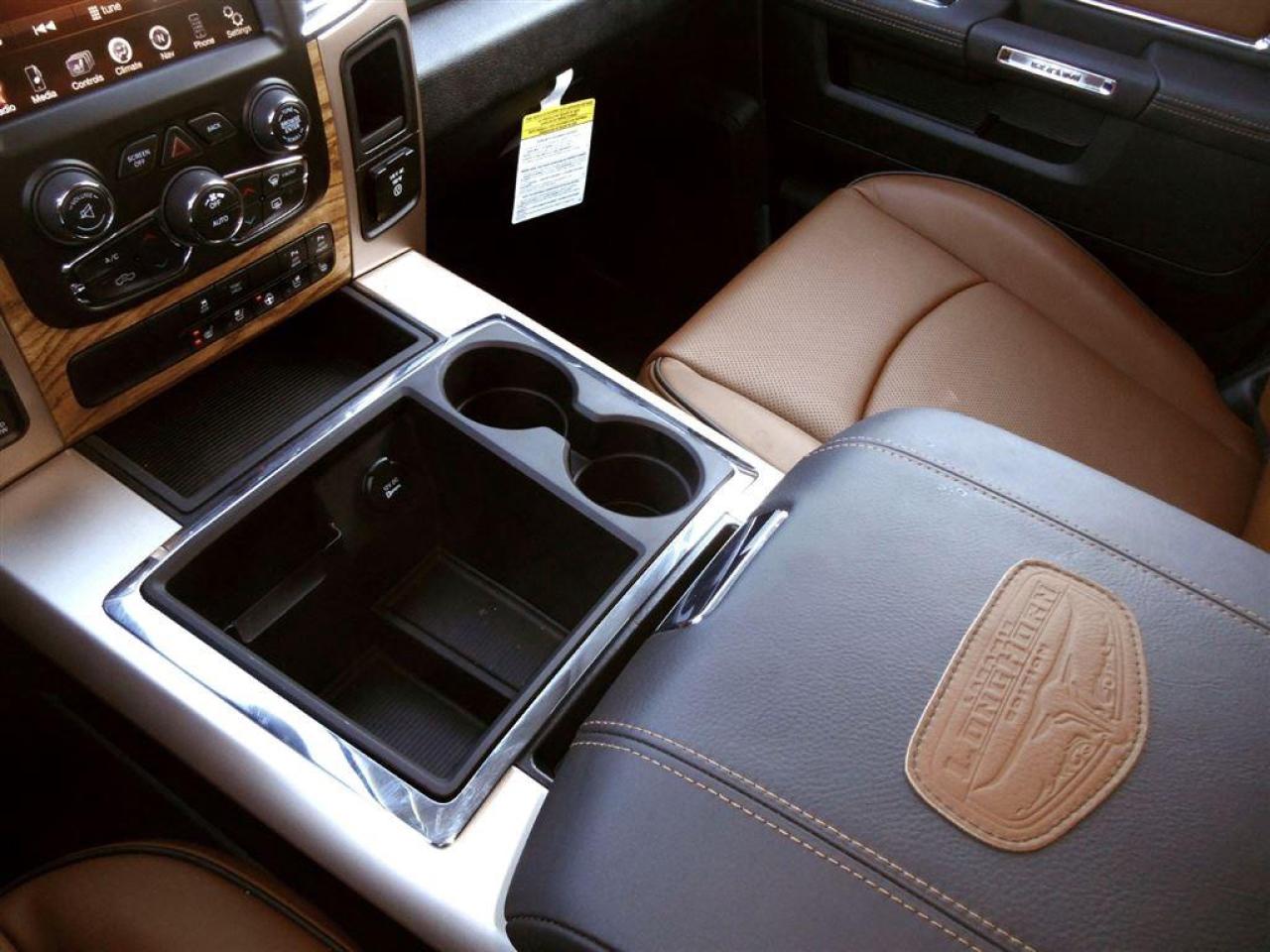 2014 RAM 1500  Photo