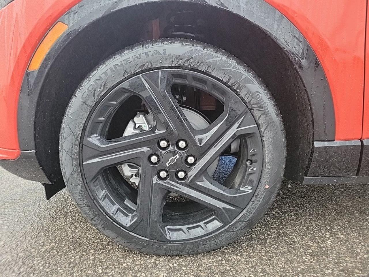 2025 Chevrolet Equinox EV RS 4dr Photo