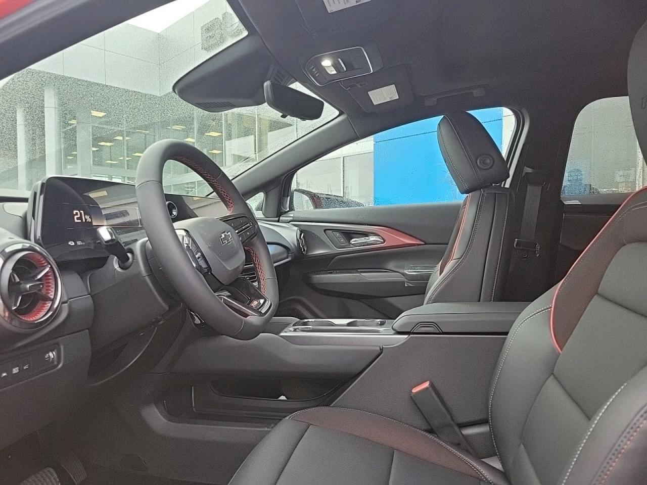 2025 Chevrolet Equinox EV RS 4dr Photo