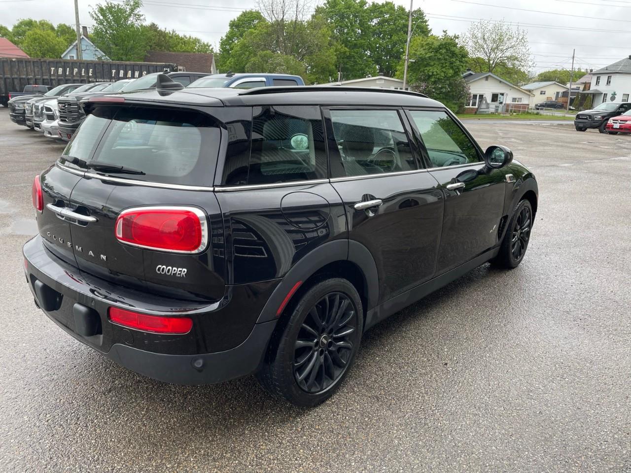 2018 MINI Clubman Cooper 4dr ALL4 Photo