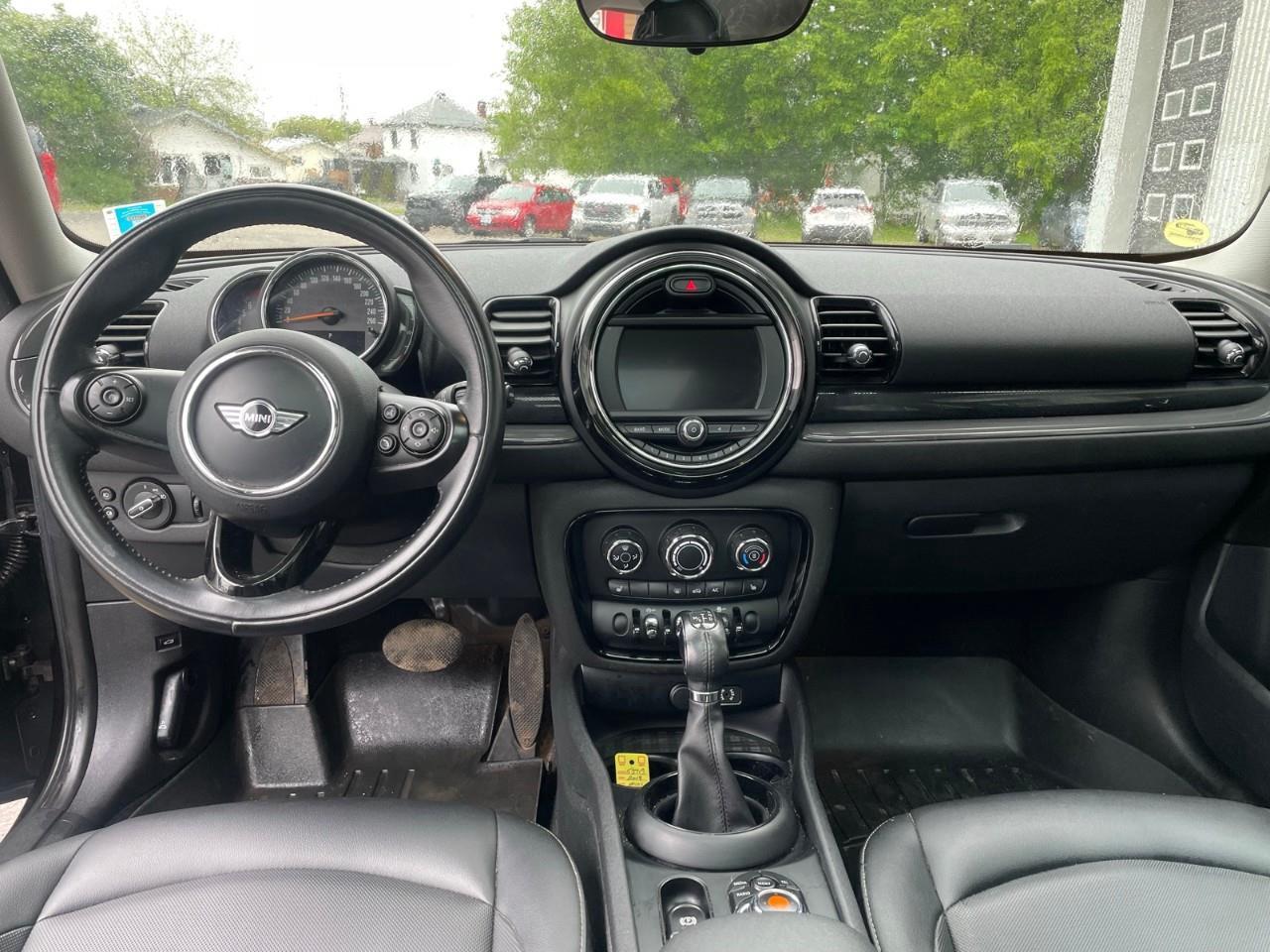 2018 MINI Clubman Cooper 4dr ALL4 Photo