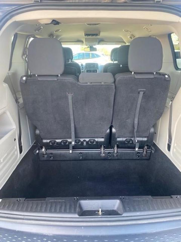 2020 Dodge Grand Caravan SE Passenger Van Photo3