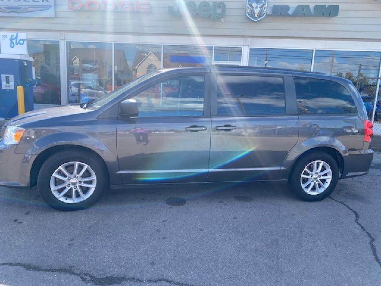 2020 Dodge Grand Caravan SE Passenger Van Photo