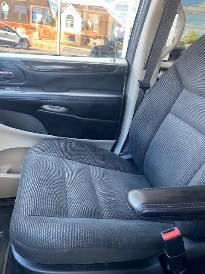 2020 Dodge Grand Caravan SE Passenger Van Photo