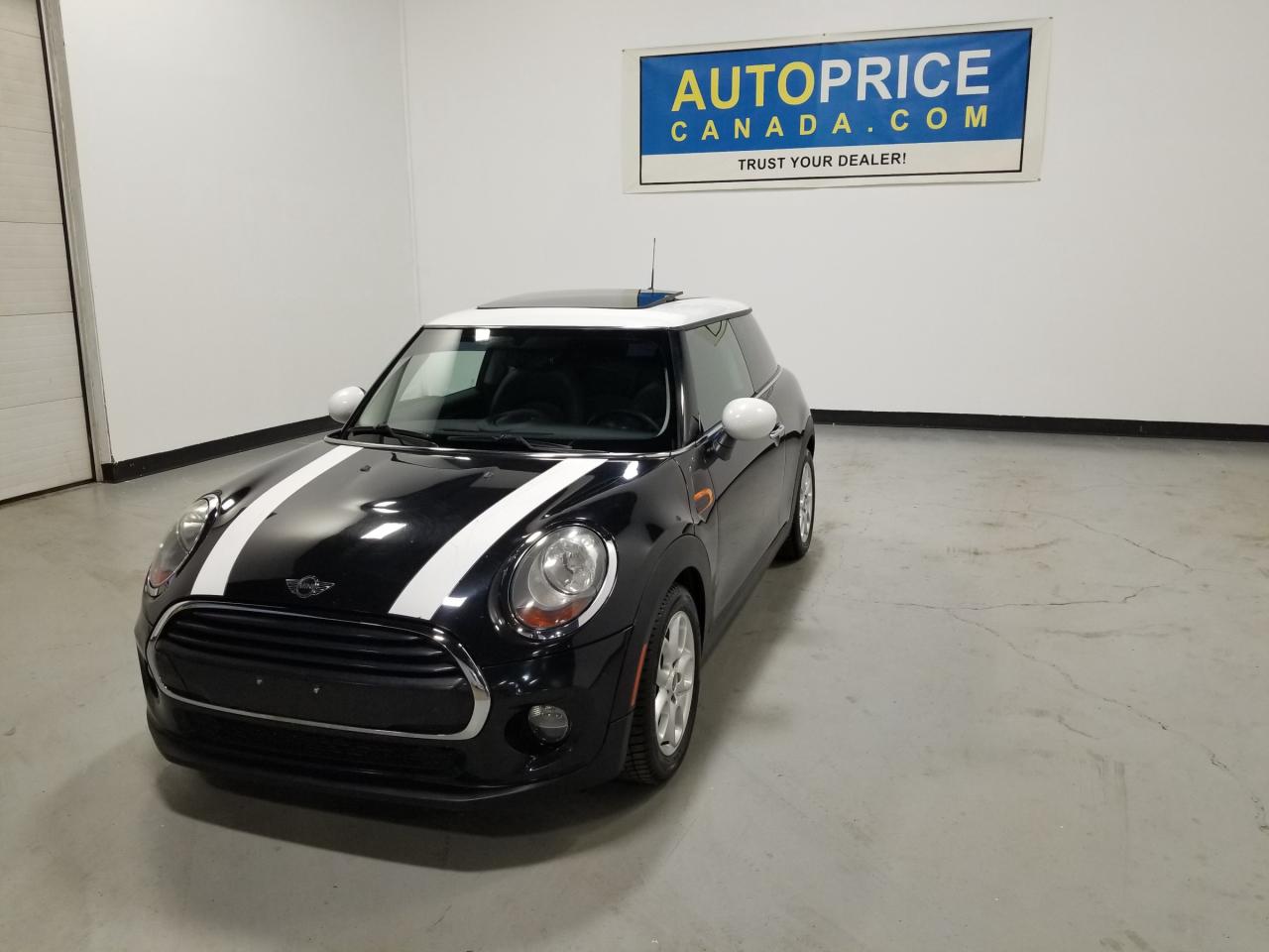 2016 MINI 3 Door Cooper 2dr Hatchback Photo2