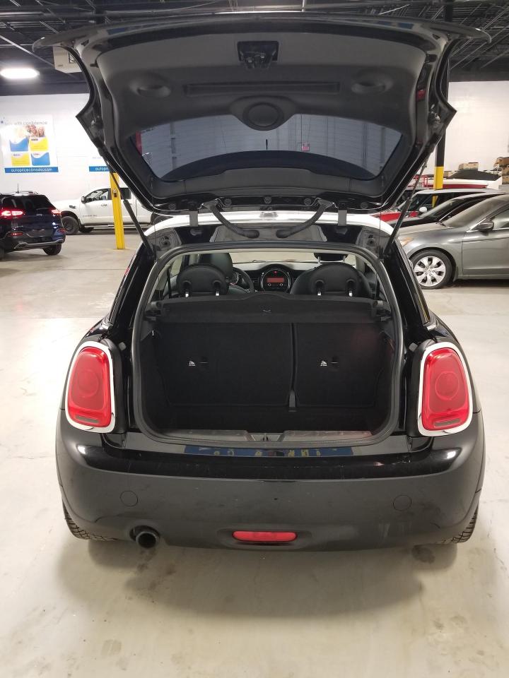2016 MINI 3 Door Cooper 2dr Hatchback Photo