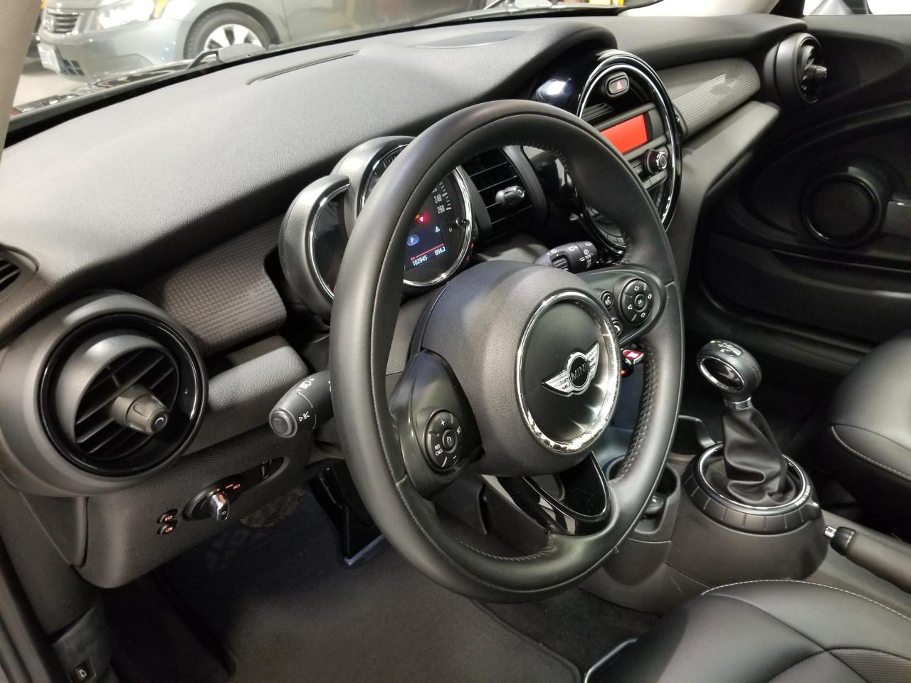 2016 MINI 3 Door Cooper 2dr Hatchback Photo