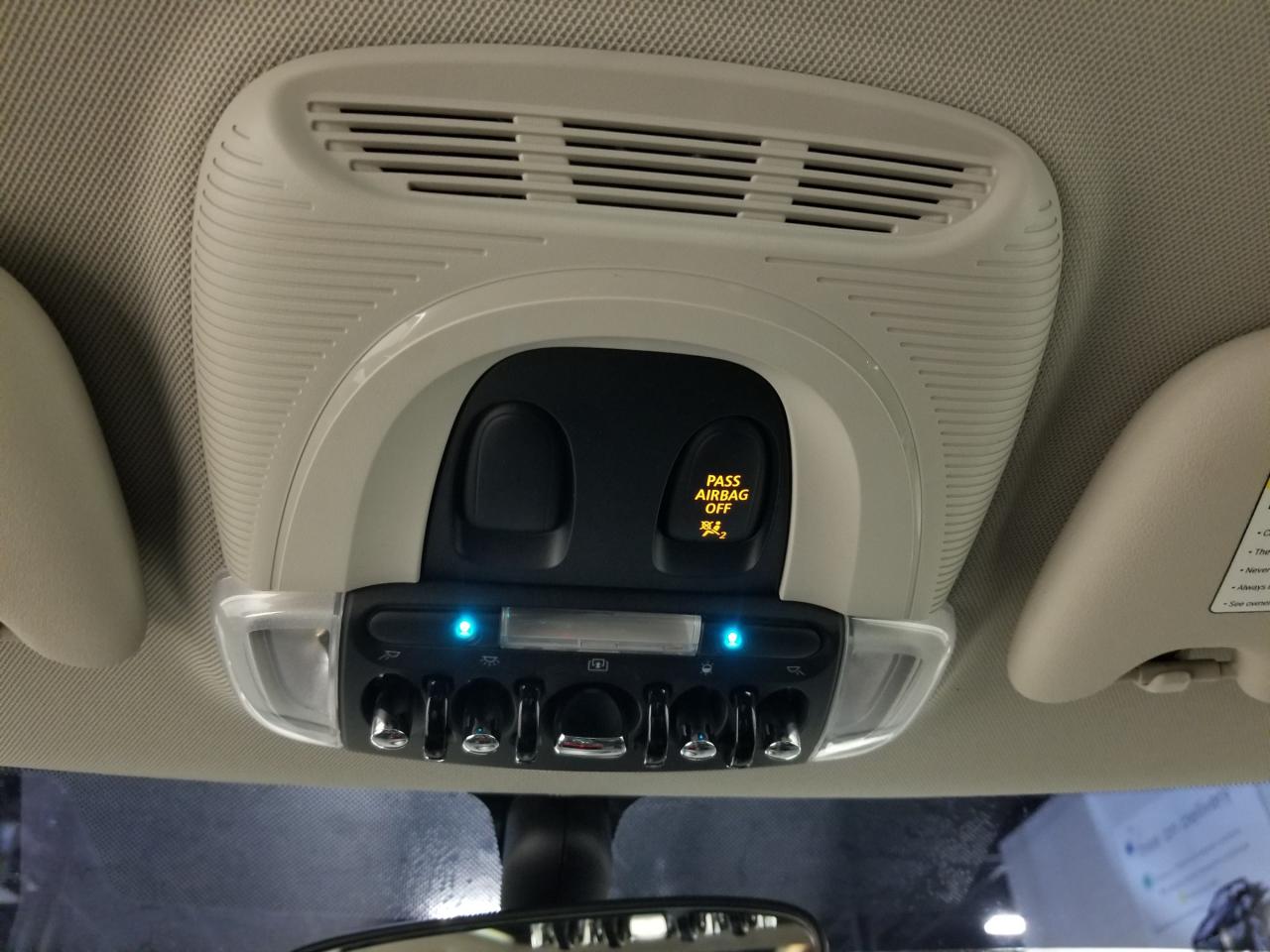 2016 MINI 3 Door Cooper 2dr Hatchback Photo