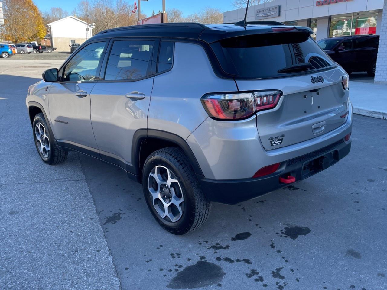 2022 Jeep Compass ONE OWNER & ORIGINALLY BOUGHT HERE Photo4
