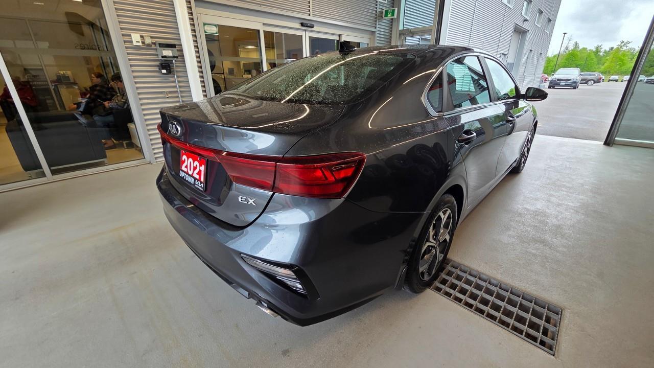 2021 Kia Forte EX 4dr Sedan Photo