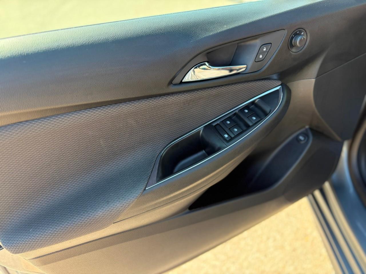 2019 Chevrolet Cruze LT 4dr Sedan Photo