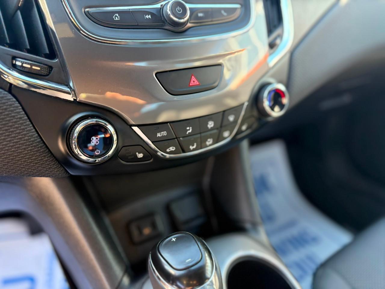 2019 Chevrolet Cruze LT 4dr Sedan Photo