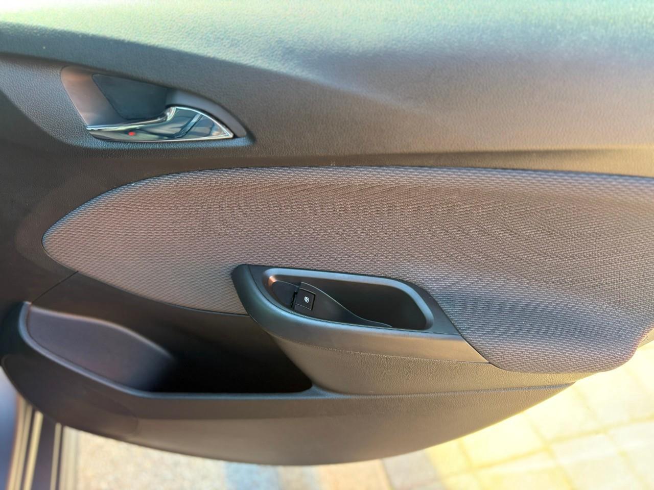 2019 Chevrolet Cruze LT 4dr Sedan Photo