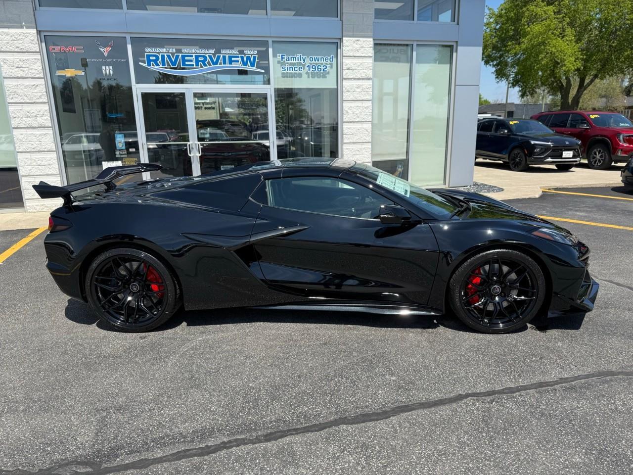 2025 Chevrolet Corvette Z06 w/3LZ 2dr Convertible Photo