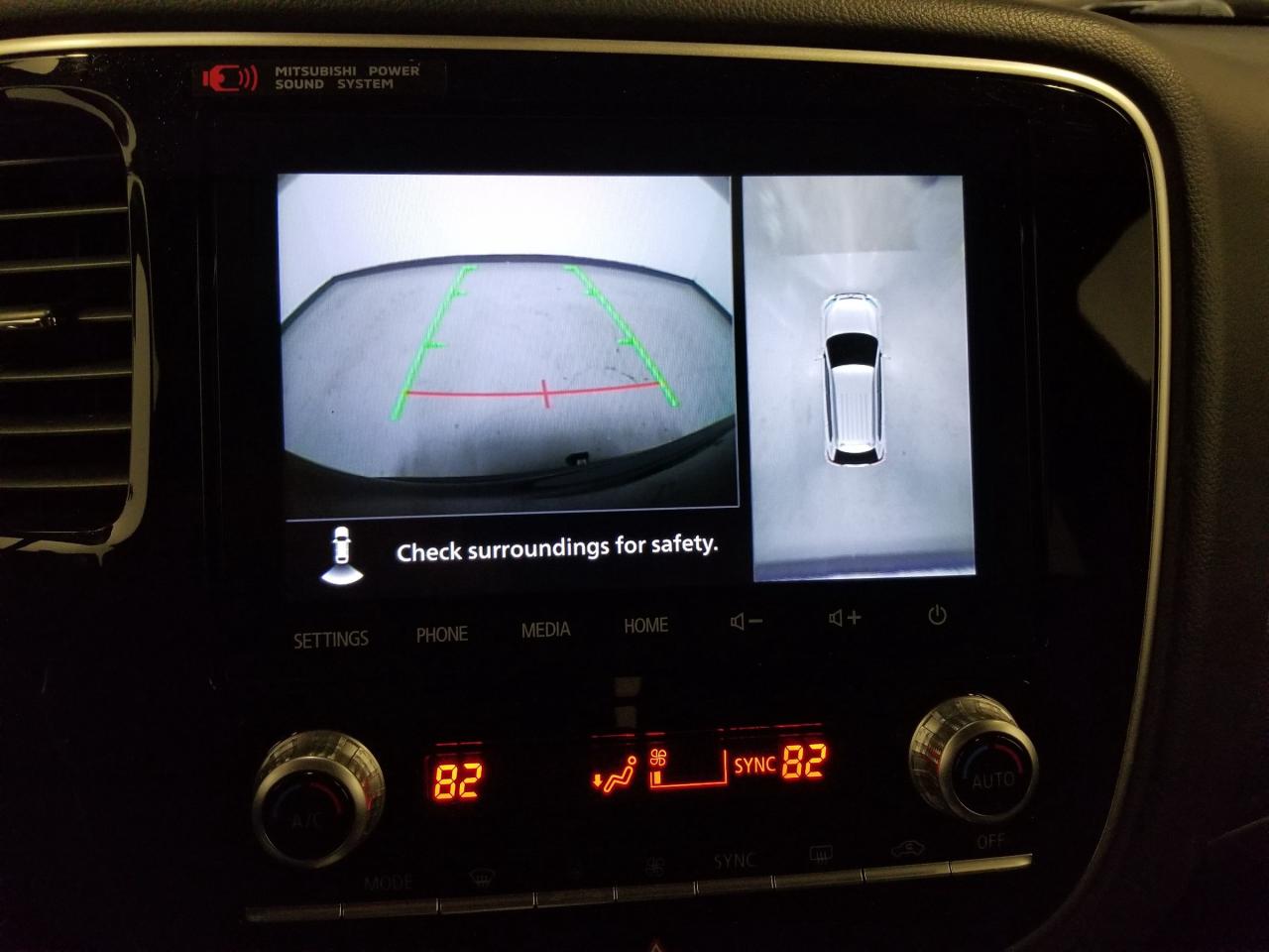 2020 Mitsubishi Outlander Plug-In Hybrid SEL 4dr S-AWC Photo