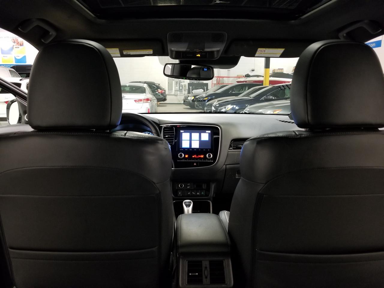 2020 Mitsubishi Outlander Plug-In Hybrid SEL 4dr S-AWC Photo