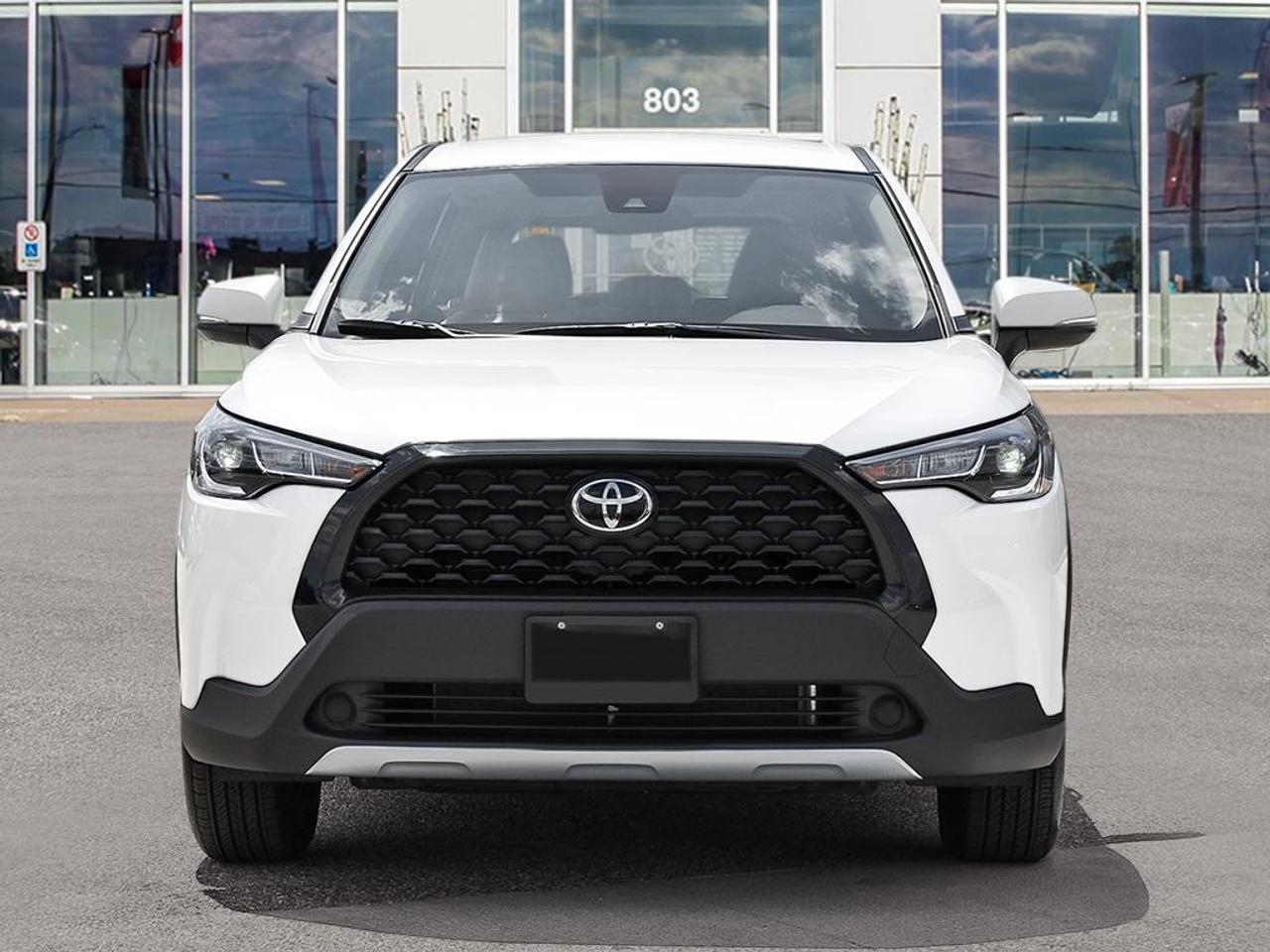 2025 Toyota Corolla Cross LE 4dr All-Wheel Drive Photo5