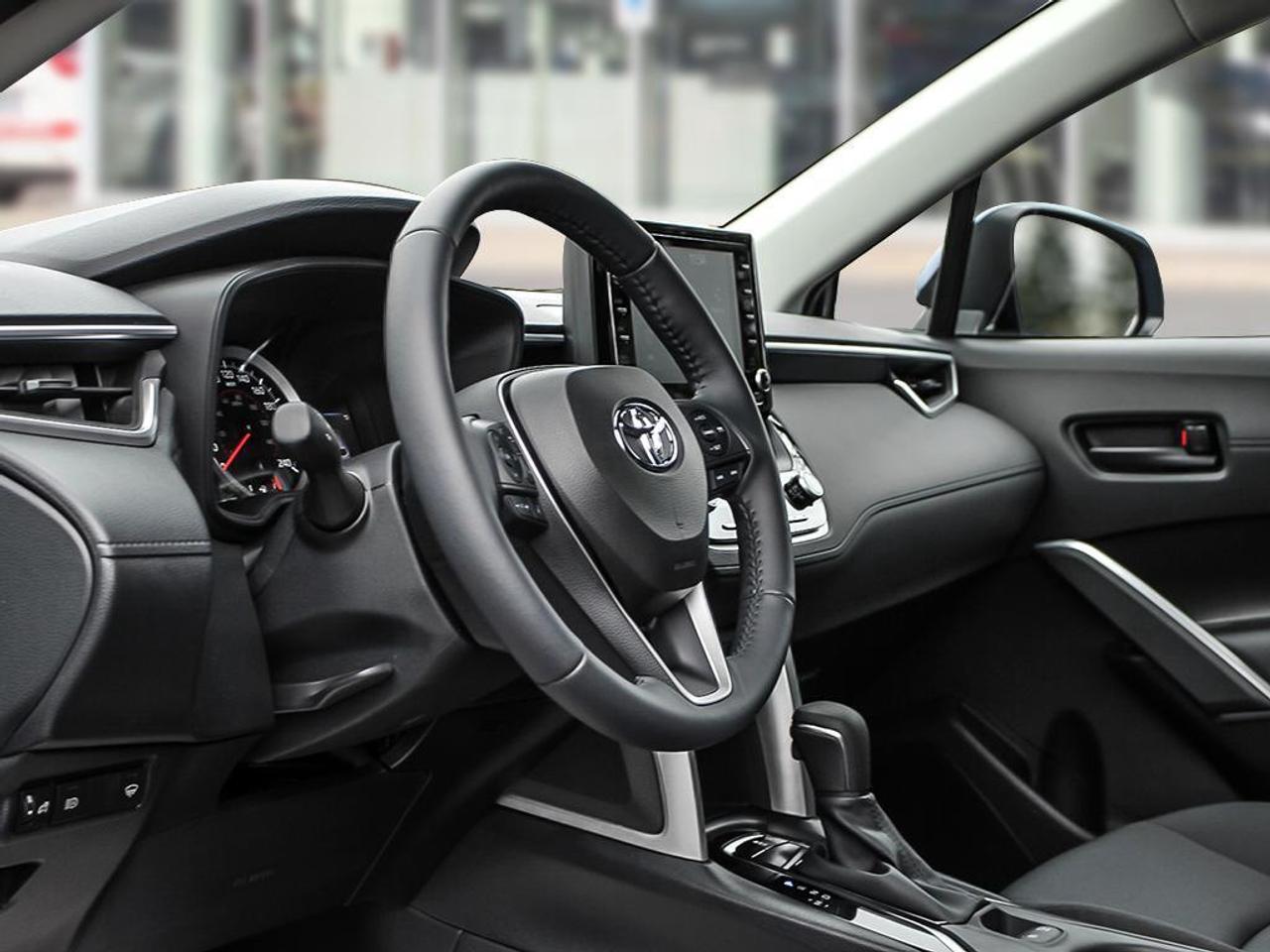 2025 Toyota Corolla Cross LE 4dr All-Wheel Drive Photo