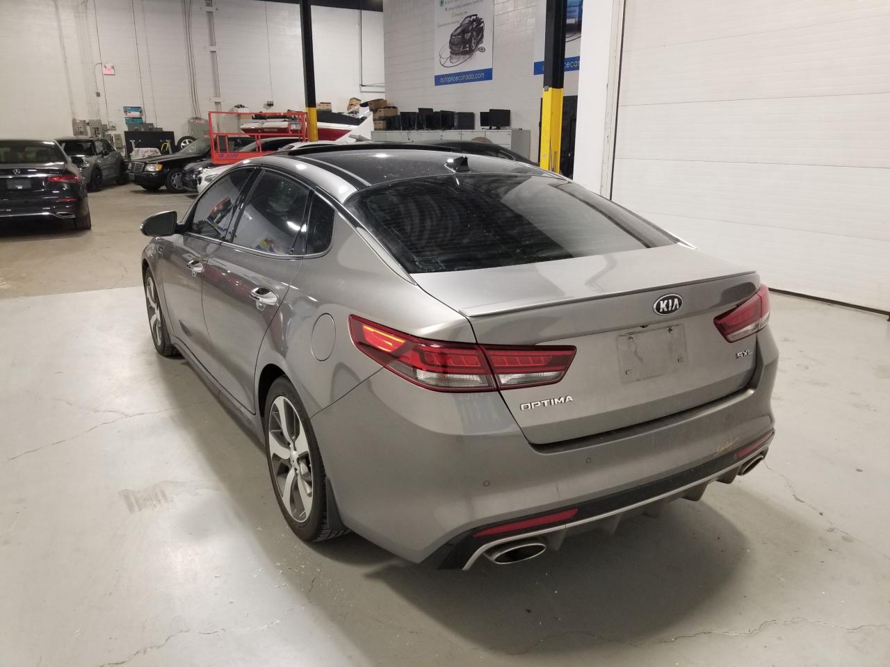 2018 Kia Optima SXL Turbo 4dr Sedan Photo