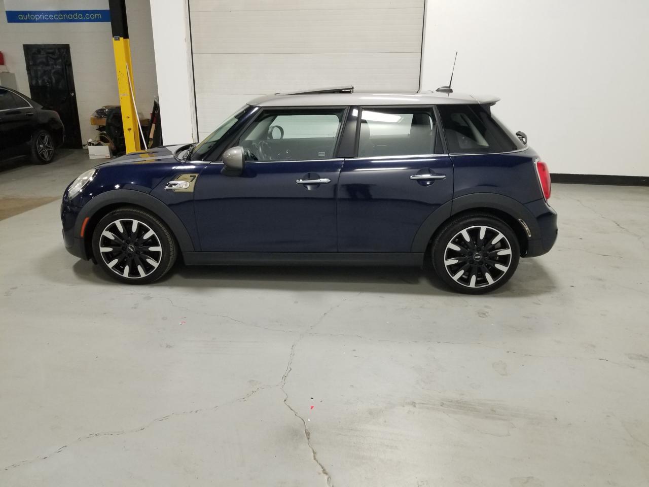2017 MINI 5 Door Cooper S 4dr Hatchback Photo3
