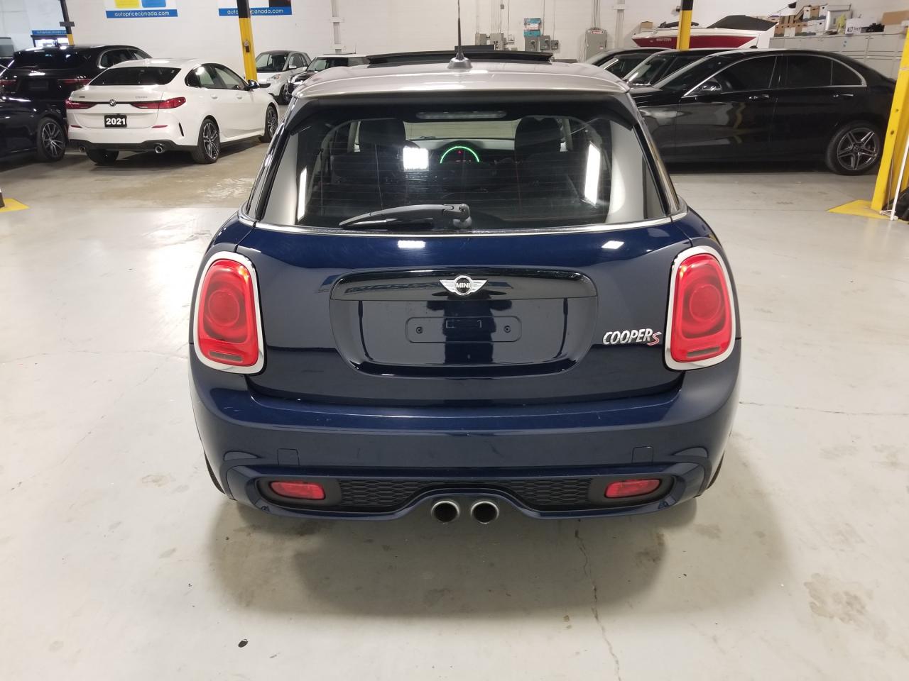 2017 MINI 5 Door Cooper S 4dr Hatchback Photo