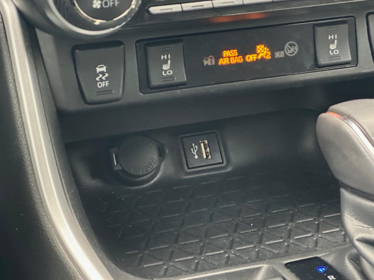 2023 Toyota RAV4 Hybrid SE 4dr All-Wheel Drive Photo