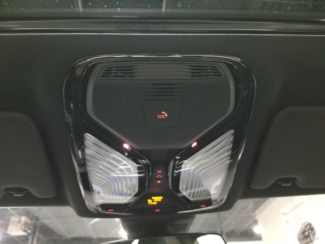 2024 BMW 330 i xDrive 4dr All-Wheel Drive Sedan Photo