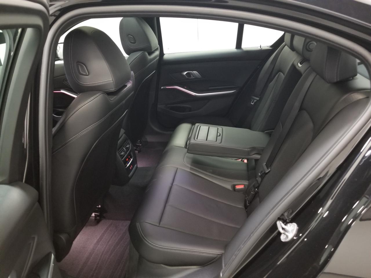 2024 BMW 330 i xDrive 4dr All-Wheel Drive Sedan Photo