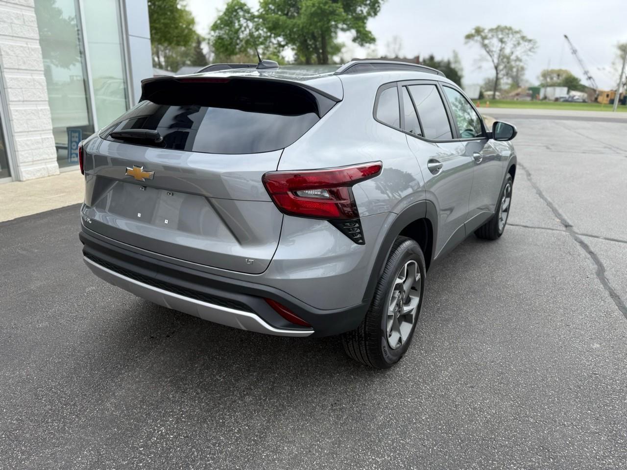 2024 Chevrolet Trax LT 4dr Front-Wheel Drive Photo