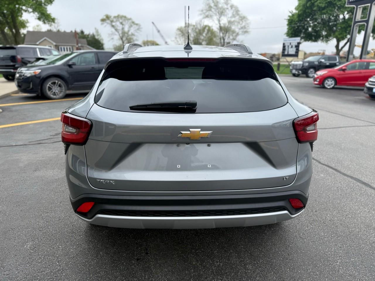 2024 Chevrolet Trax LT 4dr Front-Wheel Drive Photo