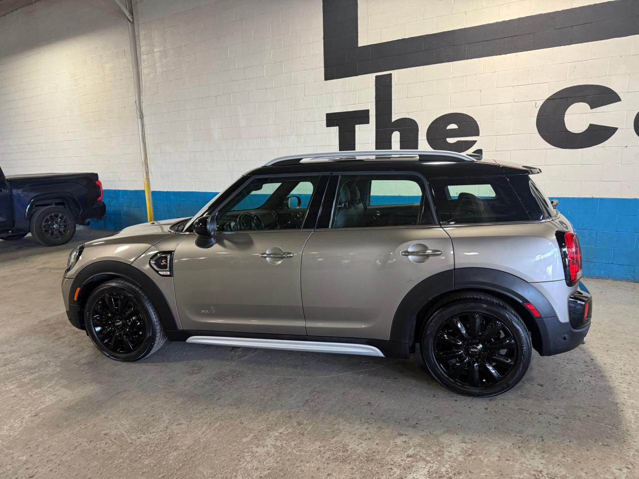 2018 MINI Countryman Cooper S 4dr All-Wheel Drive ALL4 Sport Utility Photo