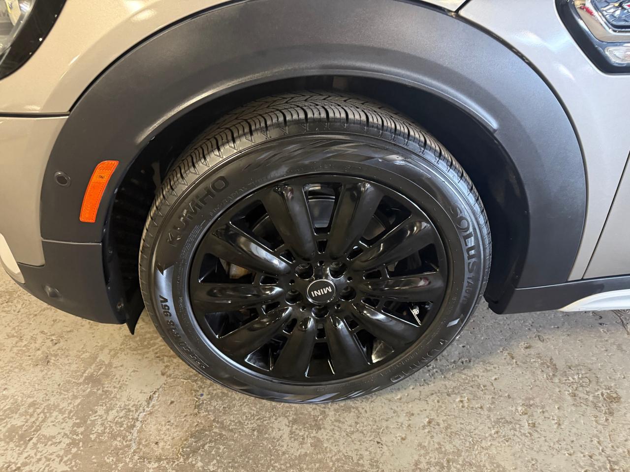 2018 MINI Countryman Cooper S 4dr All-Wheel Drive ALL4 Sport Utility Photo