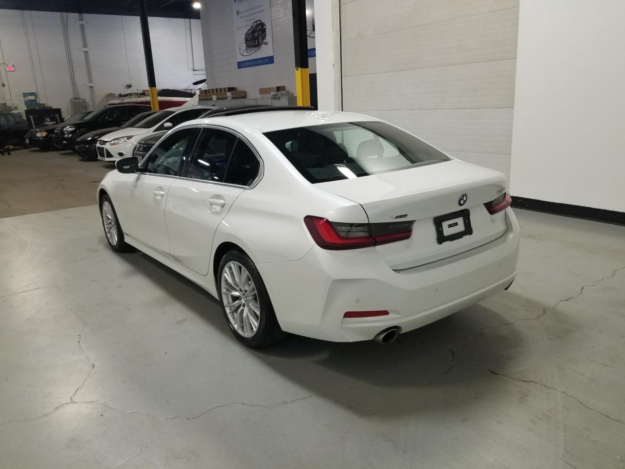 2024 BMW 330 i xDrive 4dr All-Wheel Drive Sedan Photo