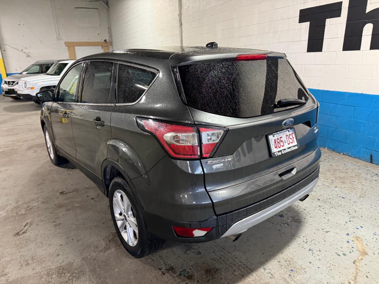2017 Ford Escape SE 4dr Front-wheel Drive Photo