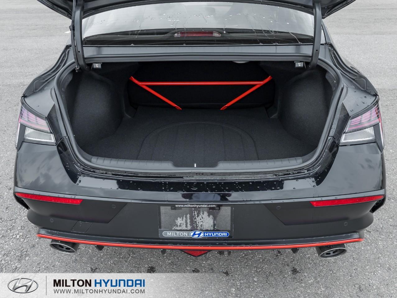 2025 Hyundai Elantra N Base 4dr Sedan Photo