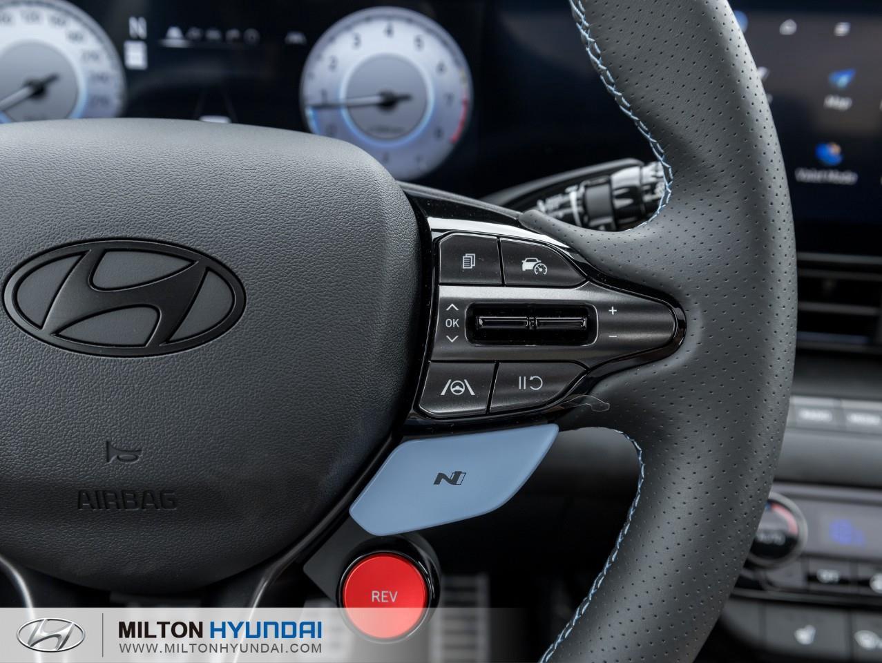 2025 Hyundai Elantra N Base 4dr Sedan Photo