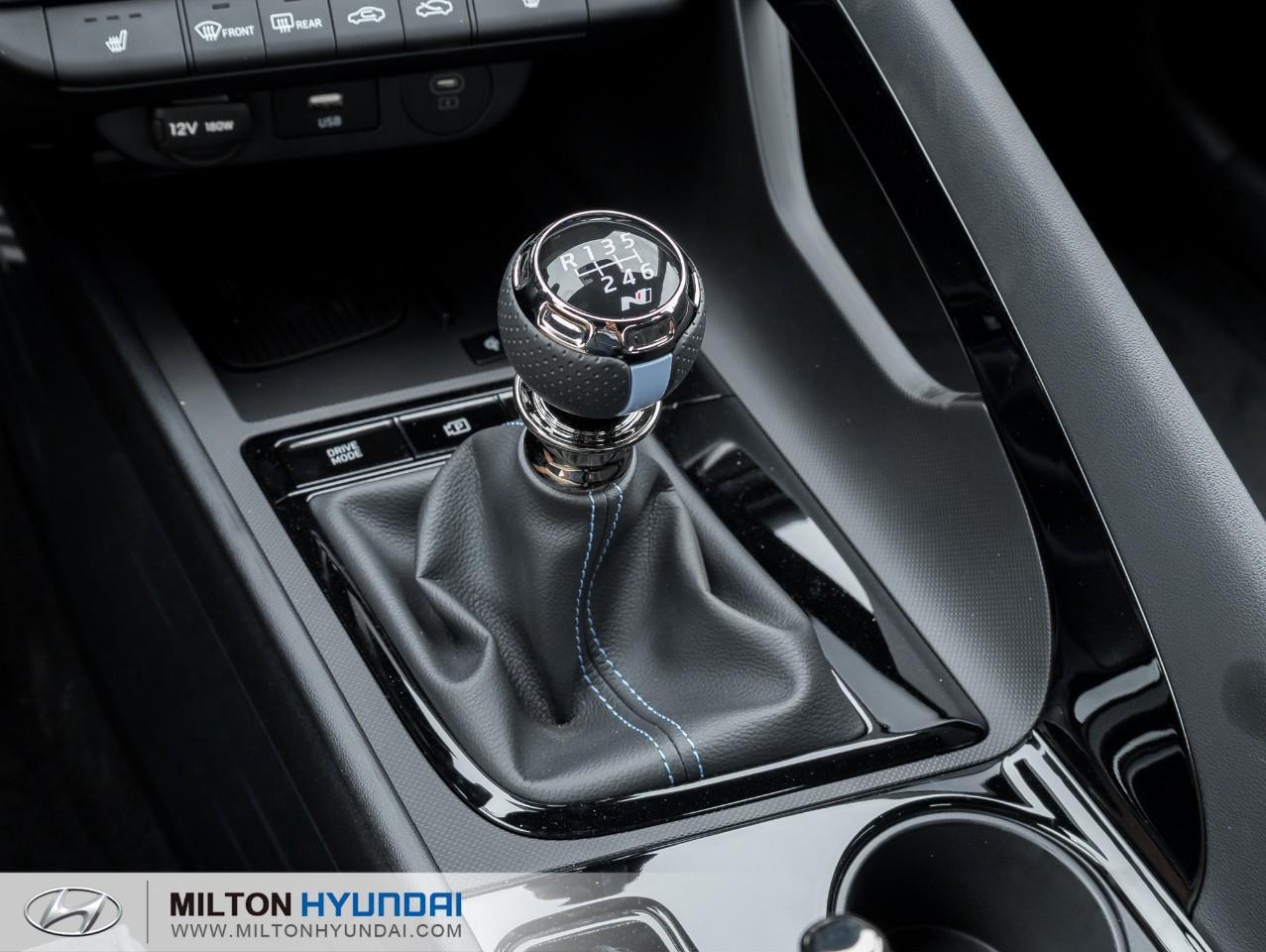 2025 Hyundai Elantra N Base 4dr Sedan Photo