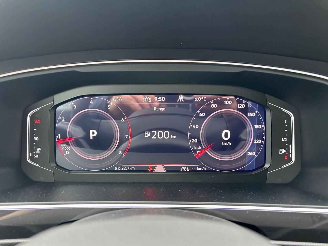 2024 Volkswagen Tiguan Comfortline R-Line Black Edition 4dr All-Wheel Drive 4MOTION Photo