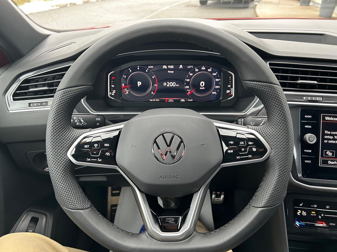 2024 Volkswagen Tiguan Comfortline R-Line Black Edition 4dr All-Wheel Drive 4MOTION Photo