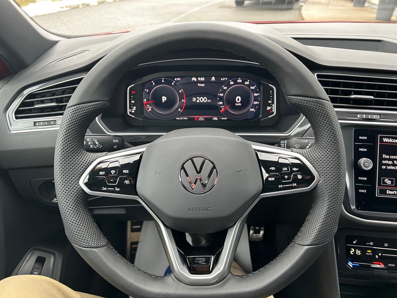 2024 Volkswagen Tiguan Comfortline R-Line Black Edition 4dr All-Wheel Drive 4MOTION Photo