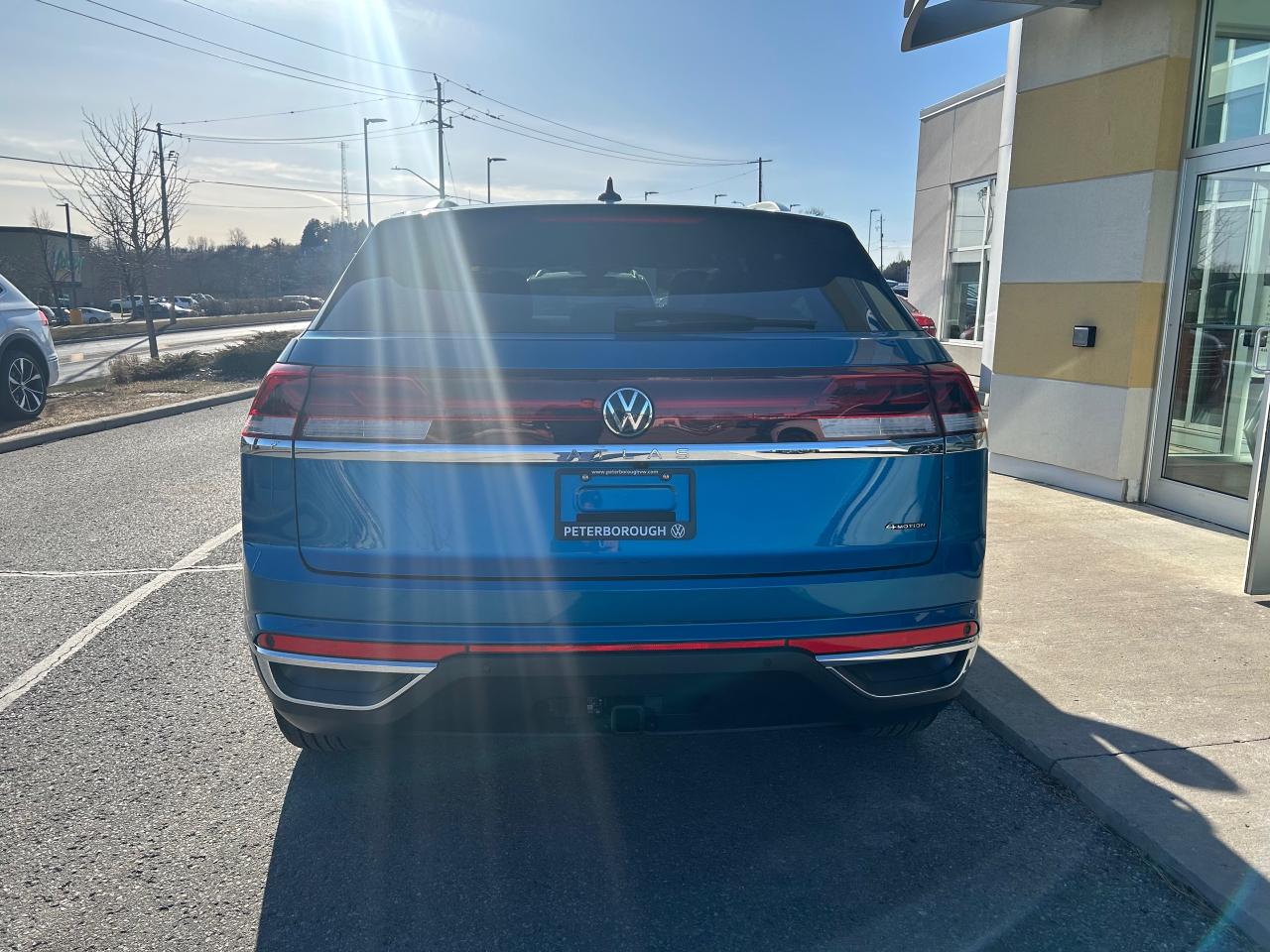 2024 Volkswagen Atlas Cross Sport 2.0 TSI Highline 4dr All-Wheel Drive 4MOTION Photo