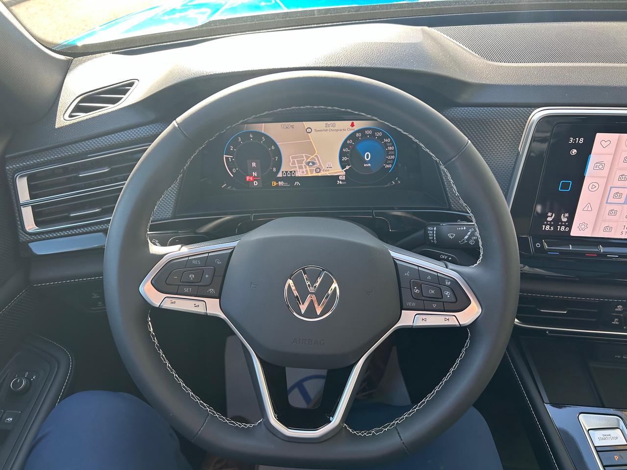 2024 Volkswagen Atlas Cross Sport 2.0 TSI Highline 4dr All-Wheel Drive 4MOTION Photo